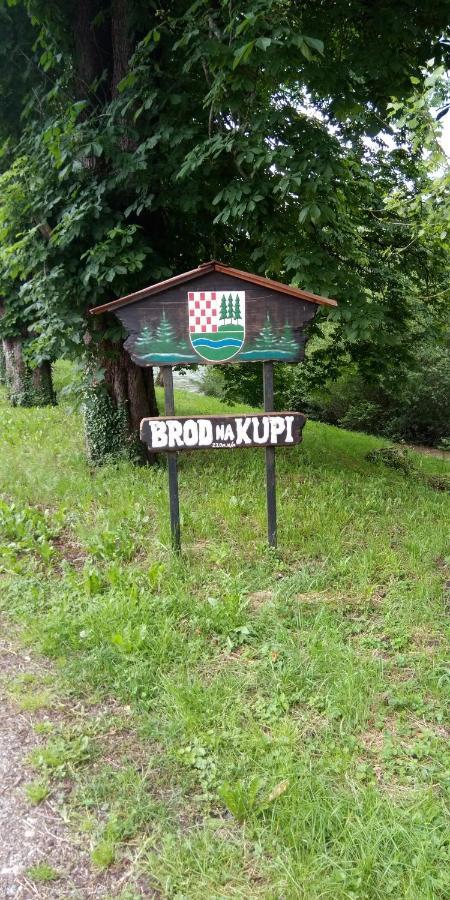 Holiday Home Colnar Brod na Kupi Exterior foto
